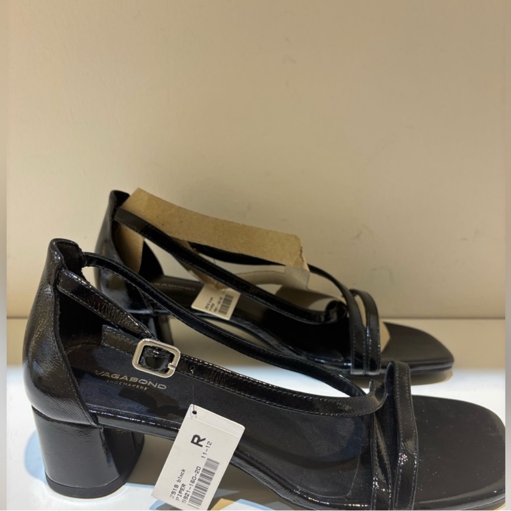 Vagabond Women's Black Strappy Heels - Picture 2 of 2